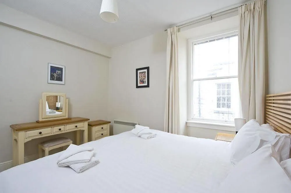 Destiny Scotland - Rose Street Apartments Edimburgo